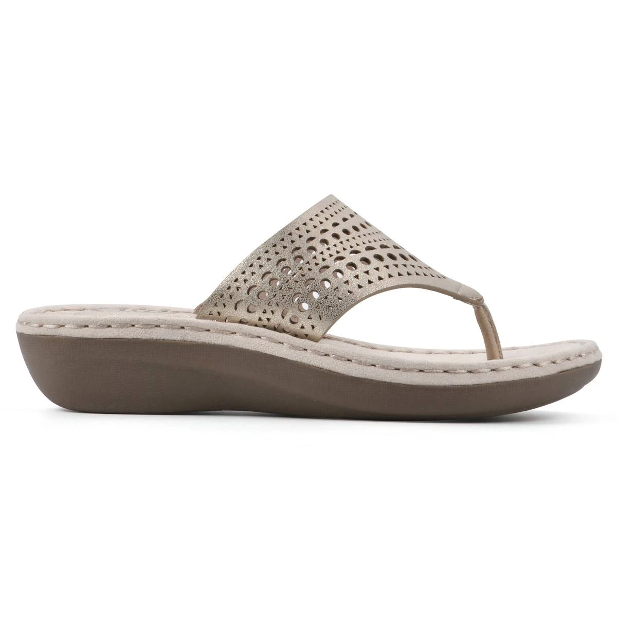 Sandals Womens Cliffs By White Mountain Compact Metallic Flip Flops - Image 2