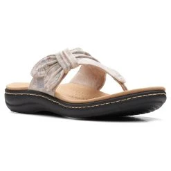 Sandals Womens Clarks® Collections Laurieann Rae Interest Flip Flops