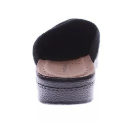 Mens Spring Step Linizio Slip On Slippers – Black -BEARPAW® Store d128b3f4 a16d 46fe 8e00 1217b73b1f8c