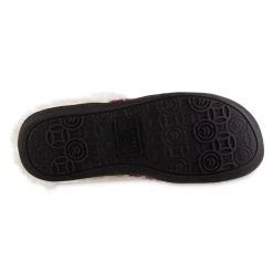 Womens Isotoner Diamond Sweater Knit Clog Slippers -BEARPAW® Store de0a11e8 c2ad 4689 b5f1 185cf4ac2089